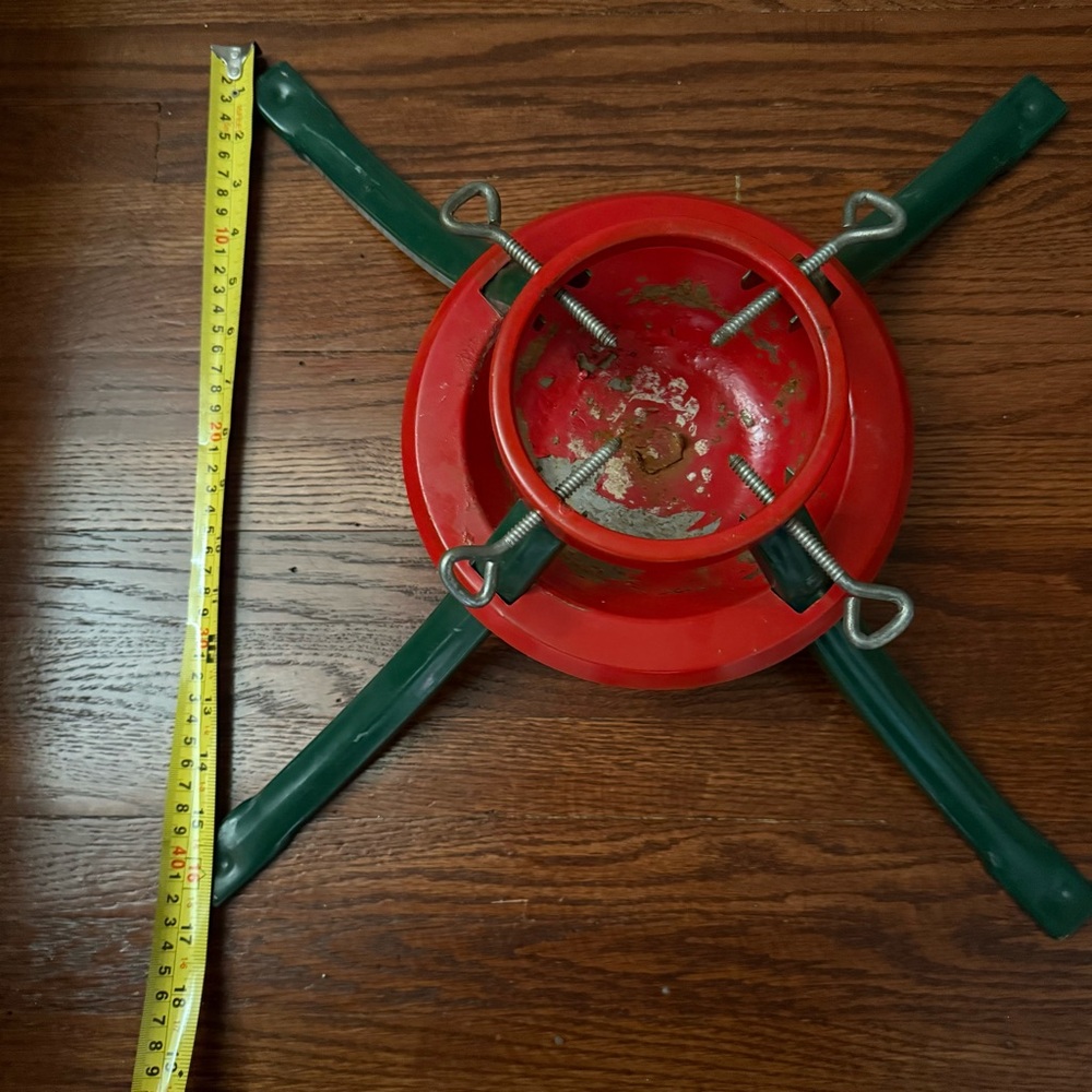VTG MCM Real Christmas Tree Stand 4” Red Green National Machine Products Canada - Picture 12 of 17